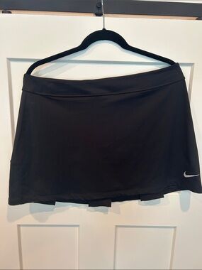 Nike Black Performance golf Skort